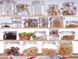 QualityMica - Small Pantry