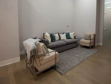 Personal Shopper Space, River Oaks District