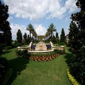 Theme Parks/Resorts