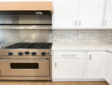 Kitchen remodeling in Balboa Island
