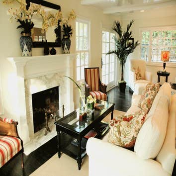 CUSTOM REMODELING