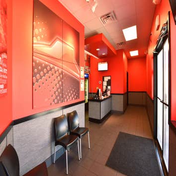 Remodeling of Pizza Hut