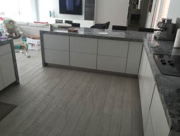 Interior Remodeling Interior Remodeling at Weston House
Bathrooms
Bedrooms
Flooring
Impact doors
Electricity
Plumbing