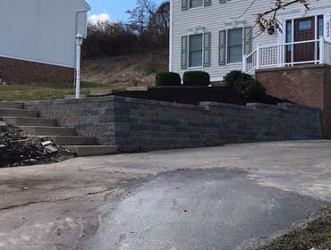 Bridgeville Retaining Wall