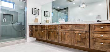Sample projects New construction
Kitchen
Bathroom
Landscape
Pool and more.