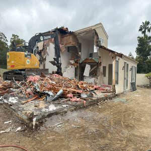 Villa Demolition & Hauling Inc