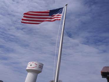 Flags / Banners / Yard Signs