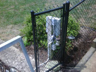 Vinyl coated chainlink
