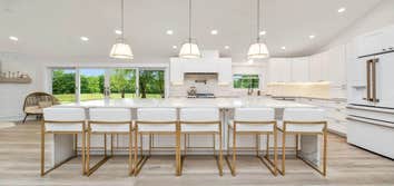 MS. Oceanside Real Estate