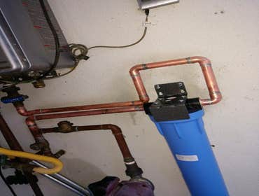 Pressure regulator and sediment filter 4-5hrs - Sherman Oaks