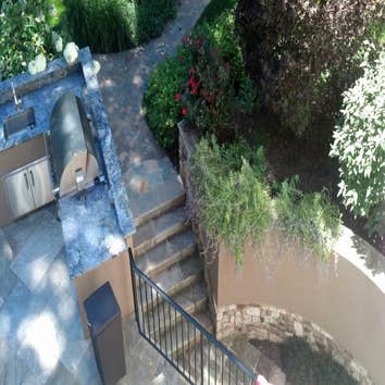 Outdoor Kitchen