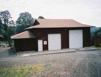 Community Veterinary Clinic Design/Build an Addition on an existing Veterinary Clinic, Eugene, Oregon
Surgery Room, X-RAY Room