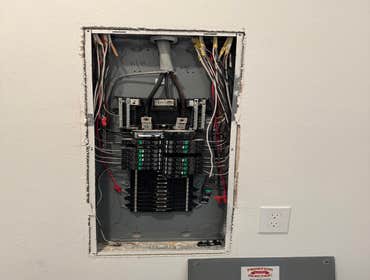 Photos by Four Corners Electric LLC #1 Residential Panel change and power to outlets troubleshooting.