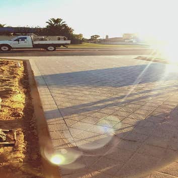 www.scorpionpaving.com.au