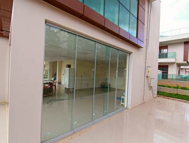 Sliding Doors