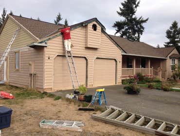 Hovey exterior before(Rainier)