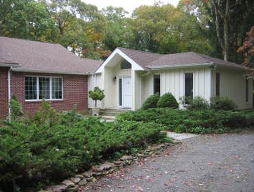 Muttontown Mid-century ranch