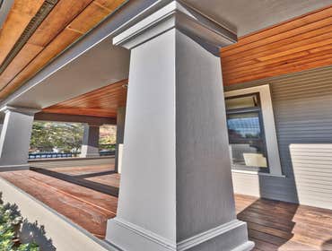 Classic Queen Anne Seattle is filled with many incredible areas and historic neighborhoods all around the city. One such area is Queen Anne’s Hill know