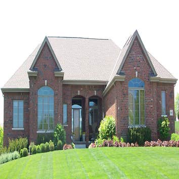 19807 Harney Street / Pacific Woods Amazing custom built Zych Construction 4 bedroom, oversize 3 car garage, birch gourmet kitchen, granite tops & tile