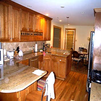 Kitchens We stand behind all of our work. Satisfaction is guaranteed.
