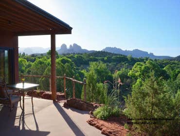 Sun Cliff B and B