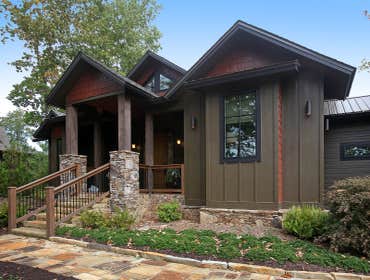 PRIVATE RESIDENCE - JOHN SOAVE CUSTOM BUILDER
