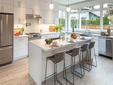 Photos by Kitchen Renovation Vancouver - Custom Kitchen Remodeling, Cabinets, Countertops & Luxury Kitchen Renovations #1