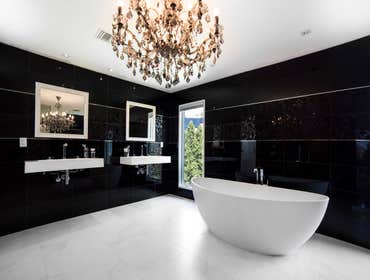 Modern Bathroom
