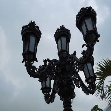 Repairing 100 year old light
