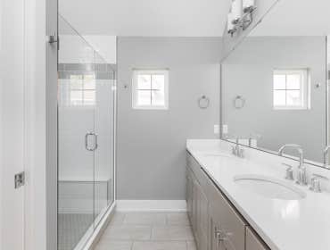 Downtown/Move-In Ready Home 2