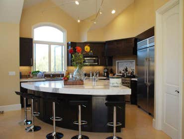 Los Altos Hills - California Traditional