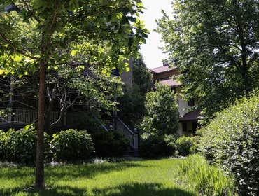 N Greenview Ave Home