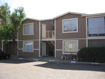 Apt Complex Repaint