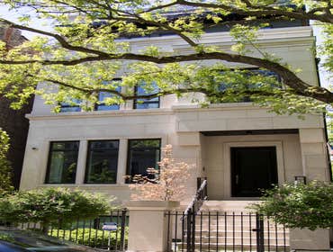 N Howe St. Home