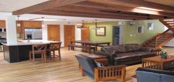 Solana Beach Interior This residential remodel was completed with the contractor, homeowner and Stein Painting Services working together. We provided 