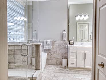 Modern Bathroom