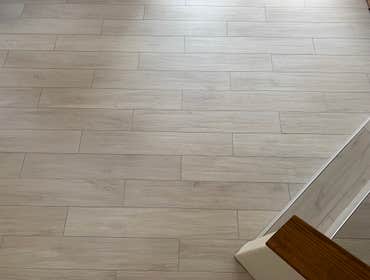 Porcelain Tile Installation. Pulsar Construction, Inc. Manhattan Beach, CA.