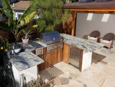 Outdoor Living space Custom BBQ Area