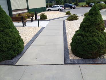 The Textured Edge Landscape Curbing Photos These are a few examples of our work over the years.