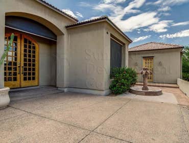 Custom home near Thunderbird Mountain in Glendale, Arizona has a Mexican Pinto Sandcast Roof System This custom home near Thunderbird Mountain in Glen