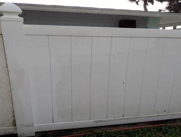 Seal-Away pressure washing sidewalk, driveway, & fence Before and after pictures pressure washing sidewalk, fence, & driveway. Call Seal-Away today to