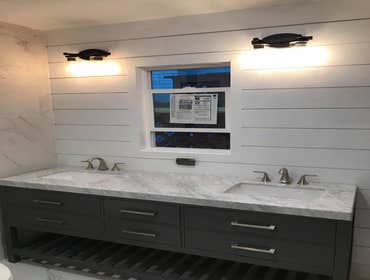 Modern Bathroom