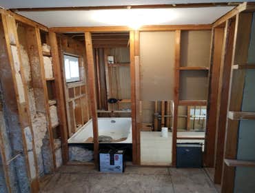 Wooten Double Bathroom