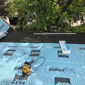 Underlayment Underlayemnt
Synthetic felt paper and ice and water shield