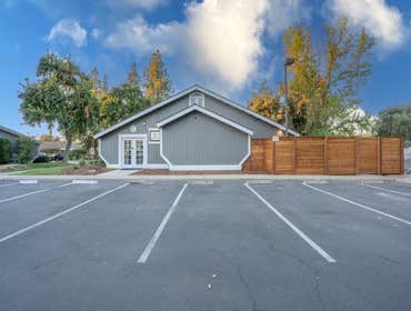 Photos from Merced Yosemite Realty
