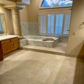 Zona Floors LLC
