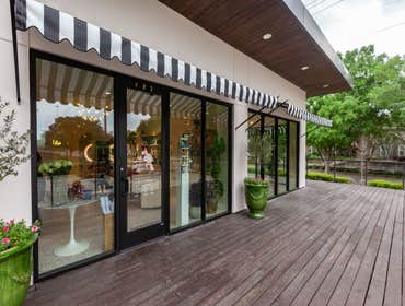 Studio A Salon Exterior