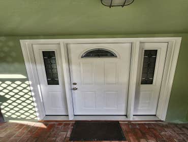 San Francisco door pan installation and door reinstallation One of our smaller projects in San Francisco! We helped our client by:
Demolishing 6" of s