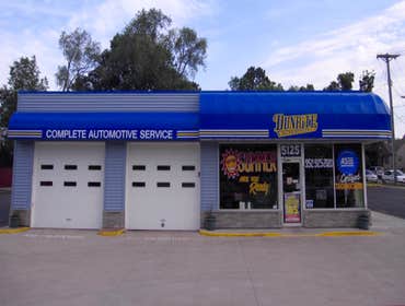 Commercial Business Siding Replacement New siding helped this business upgrade its look and become more inviting for customers.