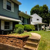 Retaining walls Be it a paver, brick, stone or cinderblock retaining wall, we can build the right type of wall for your property.
The purpose of a ret